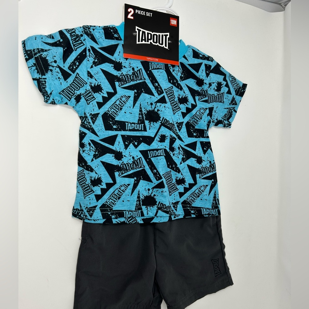 NWT TapOut 2 Piece Set Short Sleeve Shirt and Shorts
